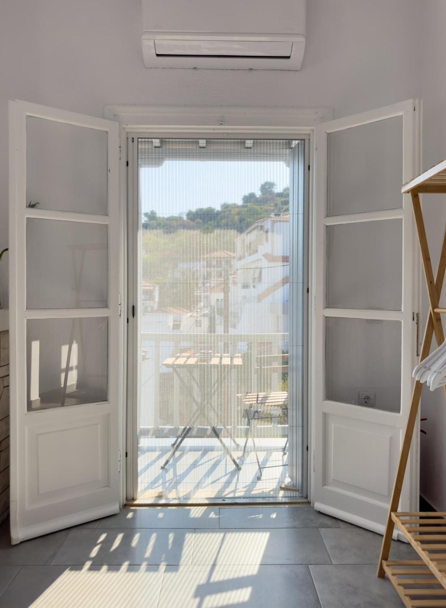 The Botanist Guesthouse Skopelos Town Ngoại thất bức ảnh
