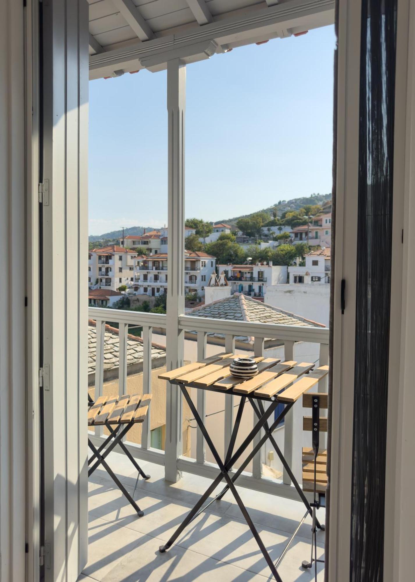 The Botanist Guesthouse Skopelos Town Ngoại thất bức ảnh