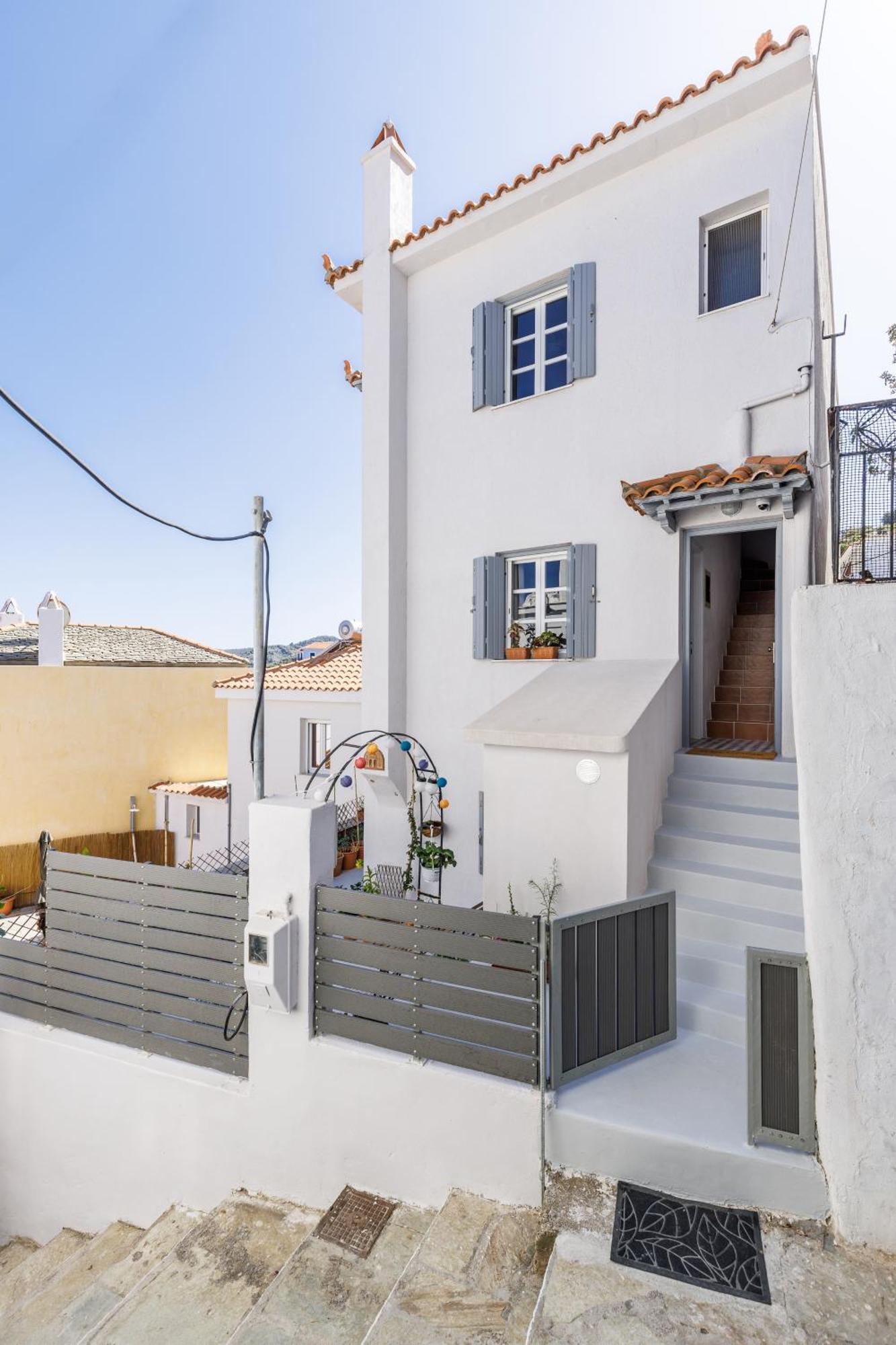 The Botanist Guesthouse Skopelos Town Ngoại thất bức ảnh