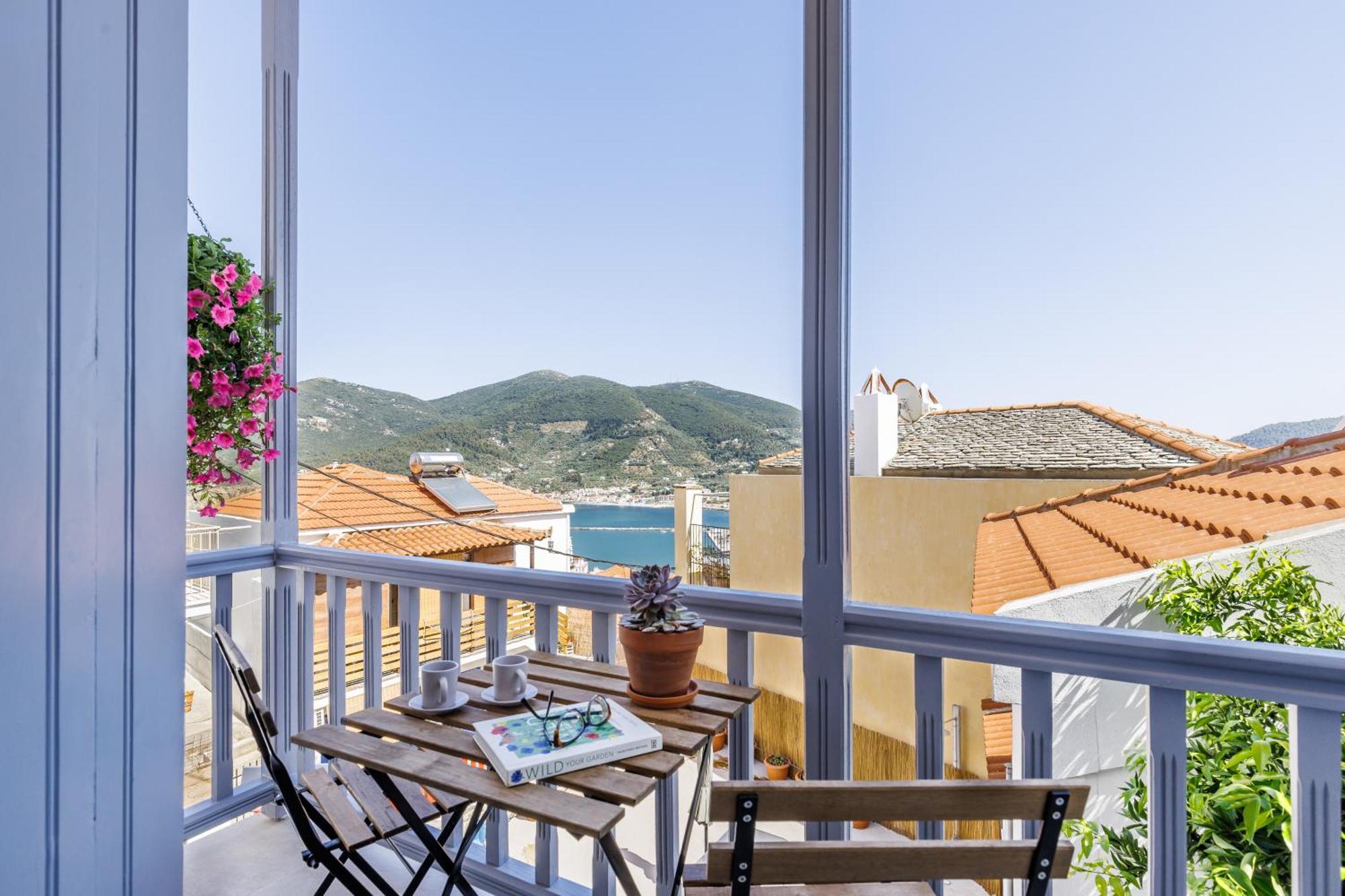The Botanist Guesthouse Skopelos Town Ngoại thất bức ảnh